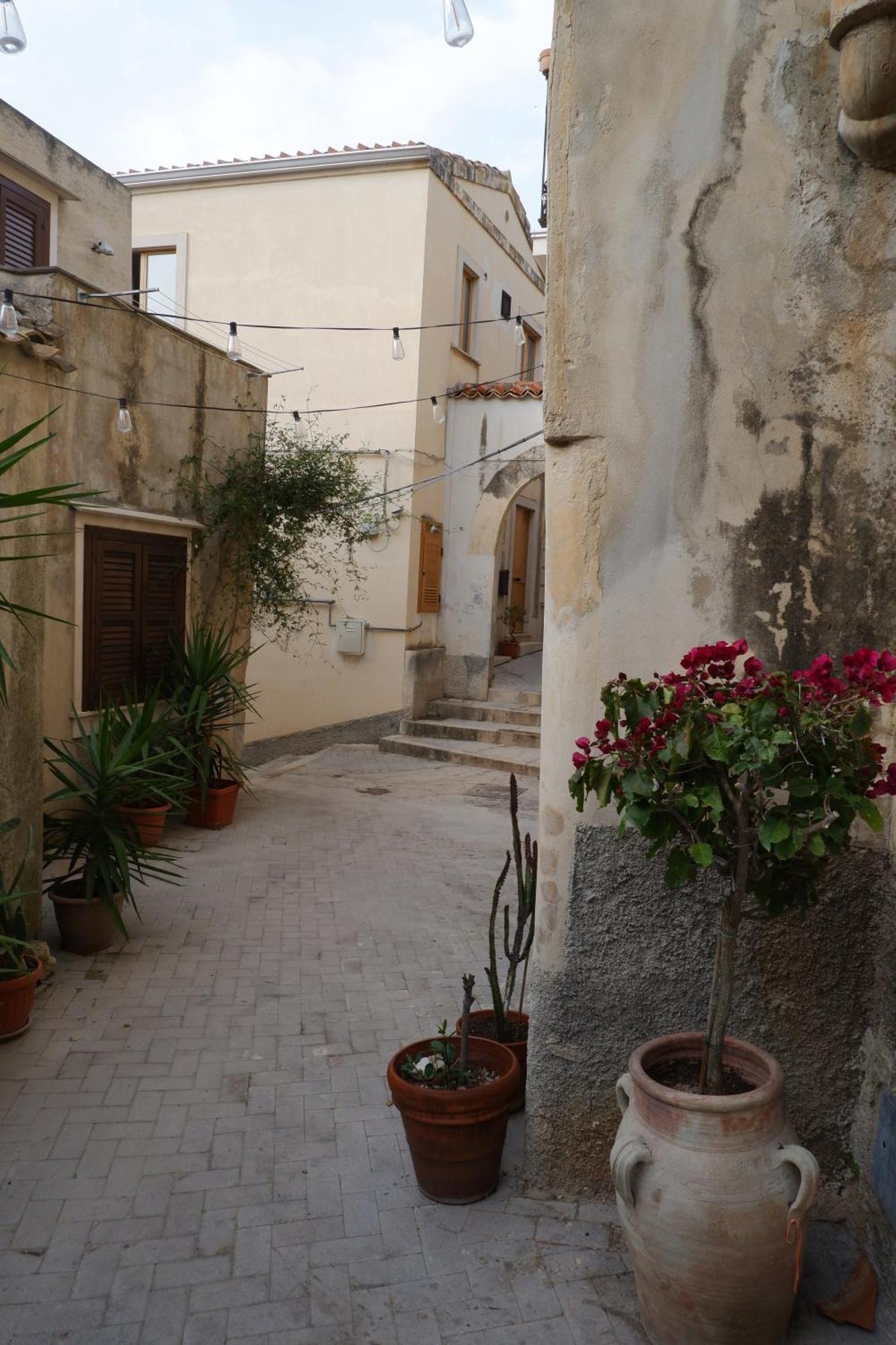 モーディカ Casa Catale Bed & Breakfast エクステリア 写真